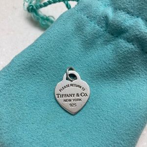 Return to Tiffany Heart Tag Pendant in Sterling Silver